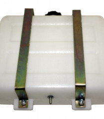 Бачок топливный на ПЖД пластиковый  8 литров в сборе (с кронштейнами) сб.290